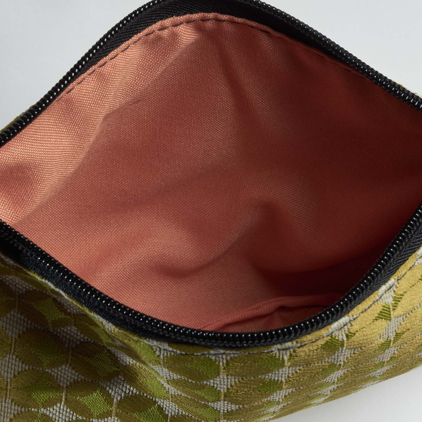 Pochette foderata con zip 50