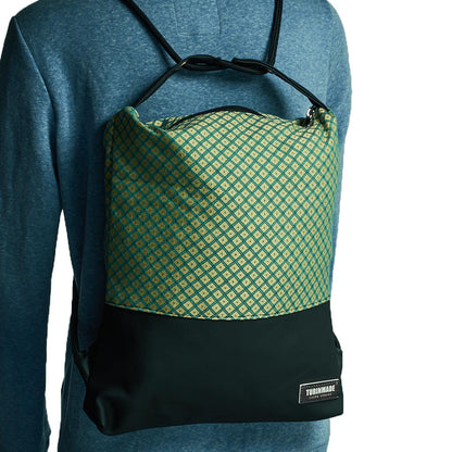 Como 21 – Zaino-borsa artigianale in jacquard geometrico e nylon
