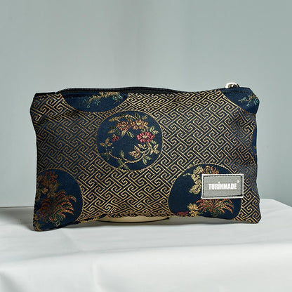 Pochette foderata con zip 52