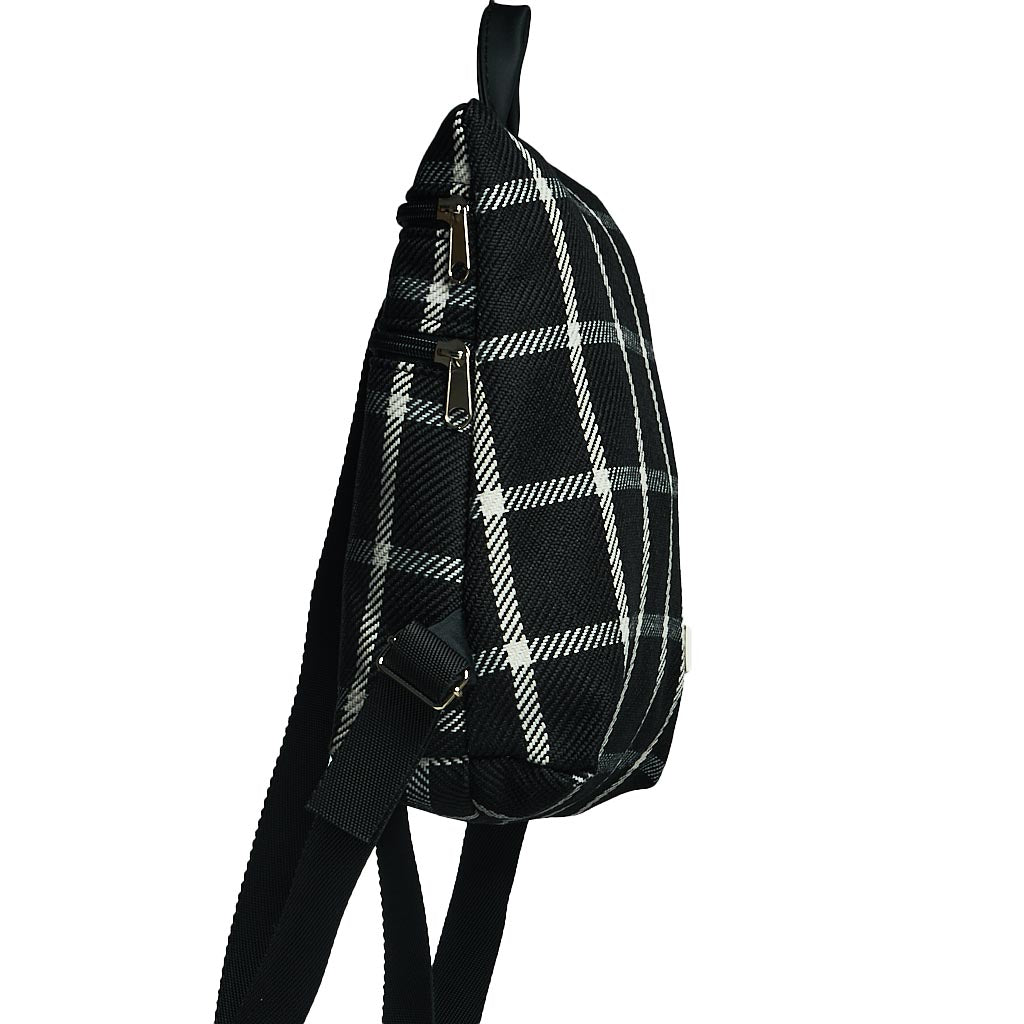 Sparta 14 | Zaino in tessuto tartan nero e bianco dal design antifurto