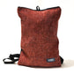 Misura: 43x23cm Tessuto in ecopelle Impermeabile Inodore Traspirante e ipoallergenico  Resistente all’usura Spallacci   regolabili Due tasche con cerniera Una posteriore più piccola perfetta per gli oggetti di valore Una superiore più ampia e capiente che consente di organizzare in modo facile il contenuto Interno foderato